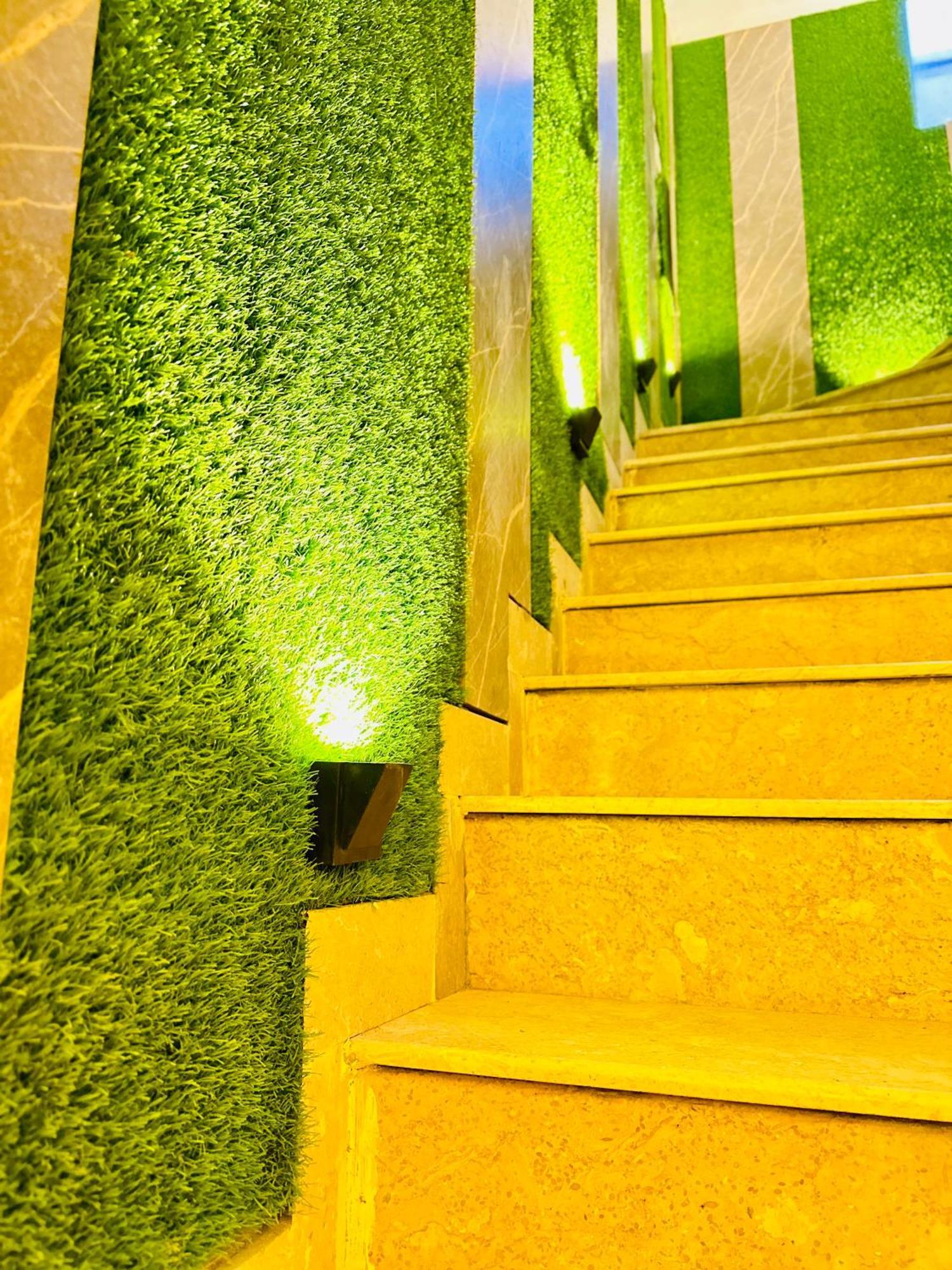 Blue Moon Continental Hotel Iszlámábád Kültér fotó